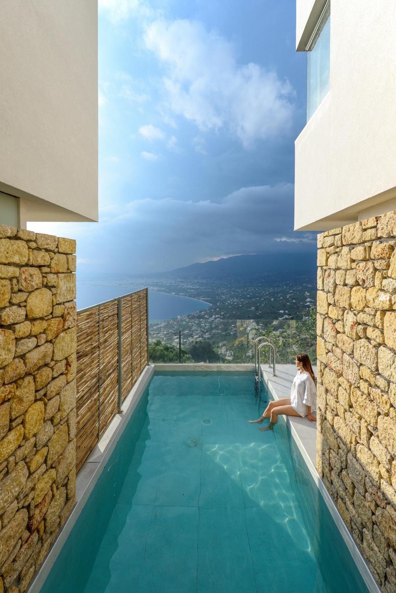 Lithos Retreat 1 Villa Kalamata Exteriör bild